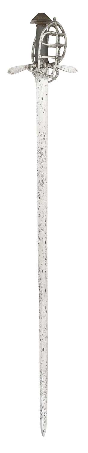 Lot 33 - A NORTH GERMAN MILITARY SWORD (TESSAK), CIRCA 1600-20