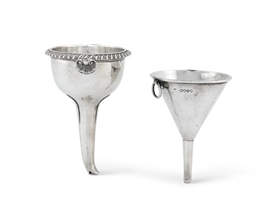 Lot 136 - A GEORGE IV SILVER WINE FUNNEL, EMES & BARNARD, LONDON, 1828