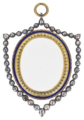 Lot 493 - A GOLD