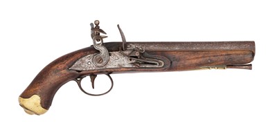 Lot 601 - A 10 BORE FLINTLOCK SERVICE PISTOL OF LIGHT DRAGOON TYPE, EARLY 19TH CENTURY