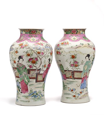 Lot 132 - A PAIR OF CHINESE FAMILLE-ROSE VASES MOUNTED AS LAMPS, QING DYNASTY, 19TH CENTURY