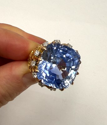 Lot 501 - SAPPHIRE AND DIAMOND COCKTAIL RING, 1960s