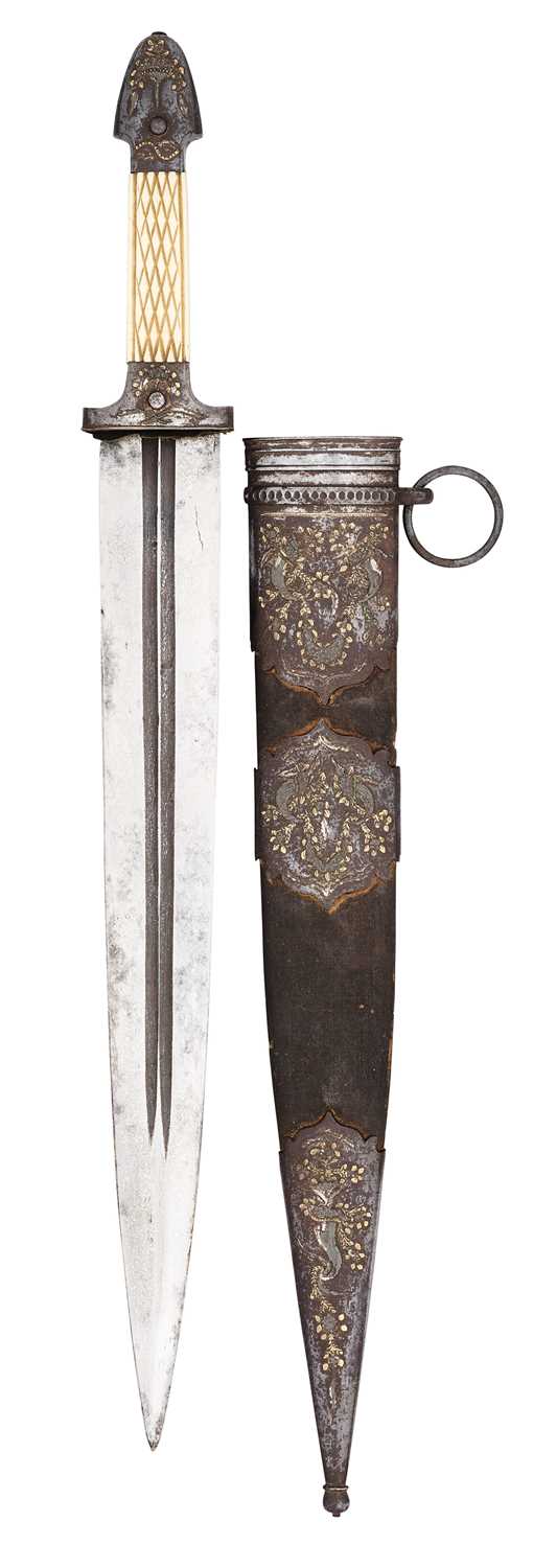 Lot 30 - A RARE RUSSIAN (TULA) HUNTING DAGGER OF KINDJAL FORM, 19TH CENTURY