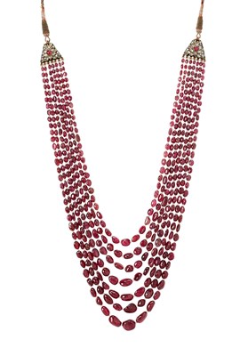 Lot 123 - SPINEL BEAD, SEED PEARL, DIAMOND AND ENAMEL NECKLACE, INDIAN, LATE 19TH CENTURY