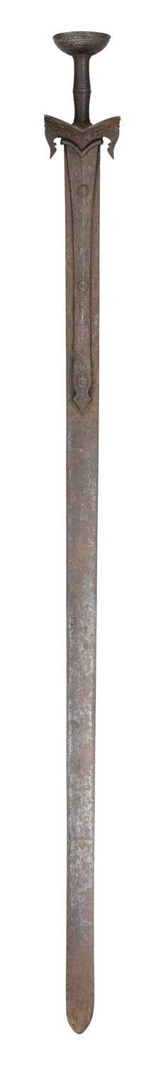 Lot 5 - A RARE SOUTH INDIAN PATALLAH, 17TH CENTURY