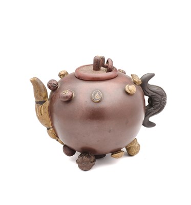 Lot 139 - A CHINESE YIXING 'HUNDRED FRUIT' TEAPOT AND COVER, QING DYNASTY, LATER 19TH CENTURY