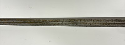 Lot 538 - A FRENCH ANXI CUIRASSIER’S SWORD, 20TH CENTURY, BEARING INSCRIPTION DATED 1813