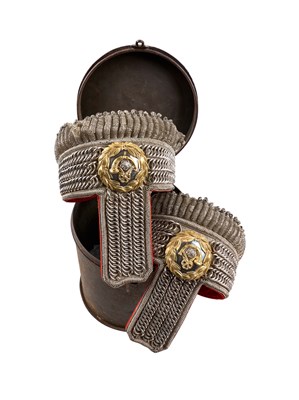 Lot 600 - A LIGHT INFANTRY OFFICER'S WINGS