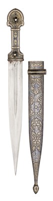 Lot 41 - A CAUCASIAN KINDJAL, LATE 19TH/EARLY 20TH CENTURY
