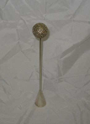 Lot 36 - A PARCEL-GILT-SILVER CANDLE SNUFFER