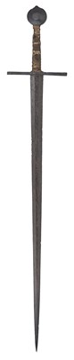 Lot 40 - A FINE MEDIEVAL SWORD, MID-LATE 14TH CENTURY, PROBABLY FRENCH