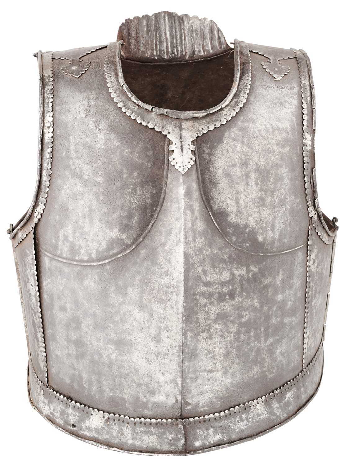 Lot 31 - A RARE CENTRAL INDIAN CUIRASS, 17TH/18TH CENTURY