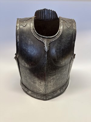 Lot 31 - A RARE CENTRAL INDIAN CUIRASS, 17TH/18TH CENTURY