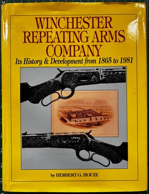 Lot 651 - AMERICAN FIREARMS REFERENCE BOOKS: 12 VOLUMES