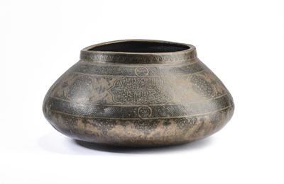Lot 89 - A MAMLUK STYLE ENGRAVED BRASS BOWL, EGYPT, 19TH CENTURY