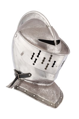 Lot 458 - A MODERN REPRODUCTION CLOSE HELMET IN LATE 16TH CENTURY STYLE