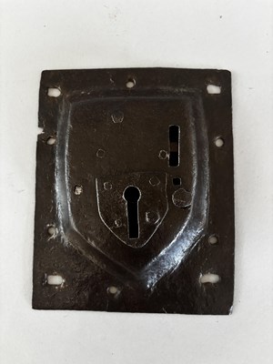 Lot 559 - A GOTHIC COFFER LOCK AND A FRENCH DOOR LOCK, LATE 15TH/16TH CENTURY