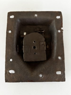 Lot 559 - A GOTHIC COFFER LOCK AND A FRENCH DOOR LOCK, LATE 15TH/16TH CENTURY
