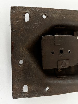 Lot 559 - A GOTHIC COFFER LOCK AND A FRENCH DOOR LOCK, LATE 15TH/16TH CENTURY