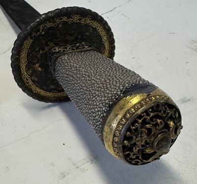 Lot 1 - A RARE TIBETAN DAGGER, 16TH/18TH CENTURY
