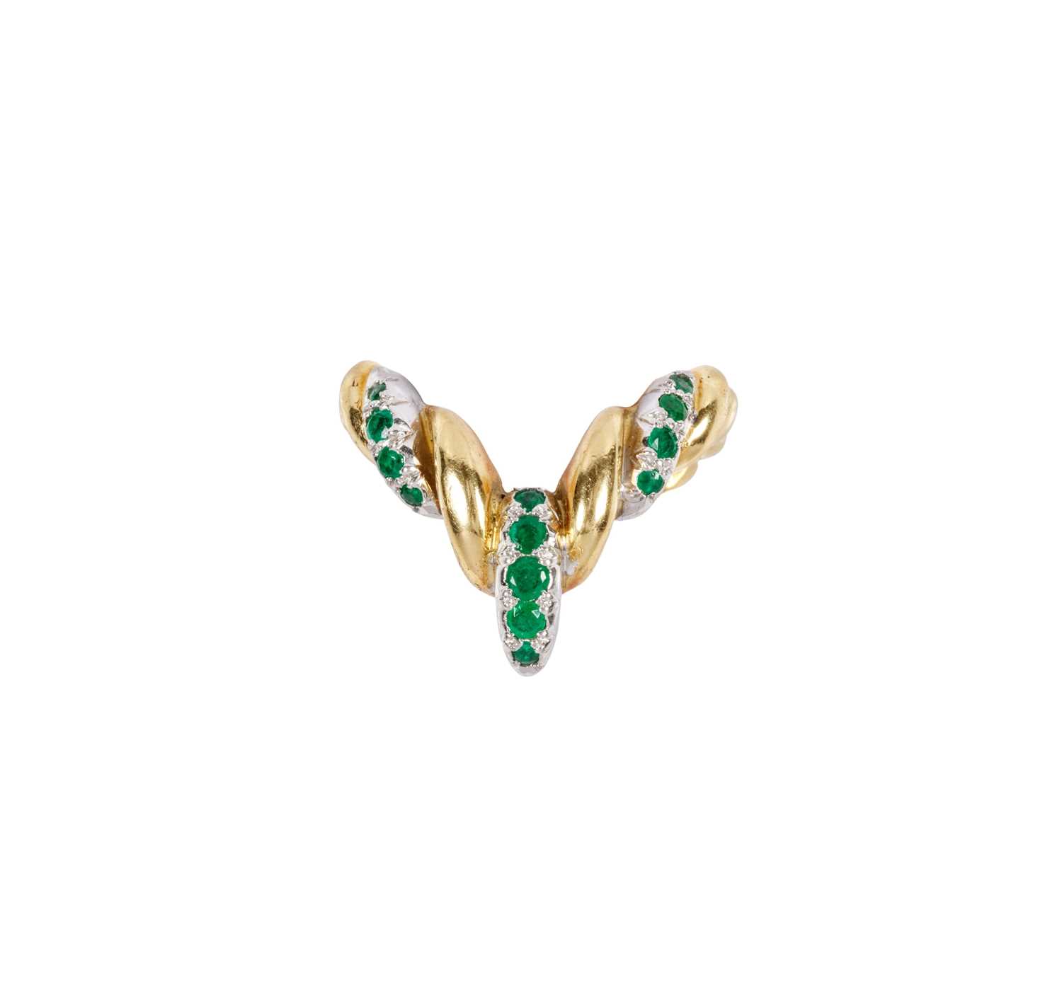 Lot 342 - KUTCHINSKY: GOLD AND EMERALD RING, 1975
