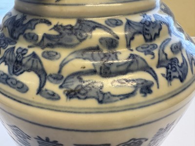 Lot 14 - A CHINESE BLUE AND WHITE 'CALLIGRAPHY' VASE, LATE QING DYNASTY