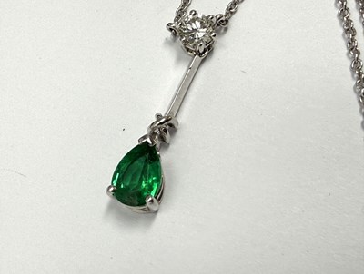Lot 363 - MAPPIN & WEBB: EMERALD AND DIAMOND DEMI-PARURE, 2000