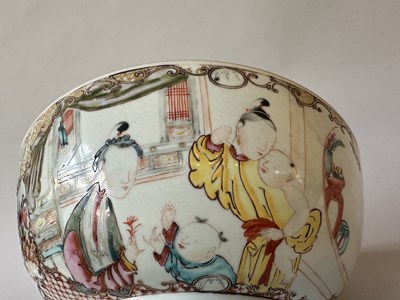 Lot 96 - A CHINESE FAMILLE-ROSE PUNCHBOWL, QIANLONG PERIOD (1736-95)