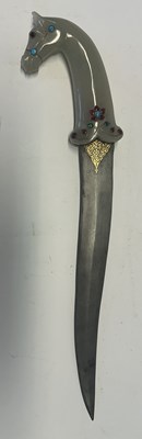 Lot 13 - AN INDIAN KHANJAR, 20TH CENTURY