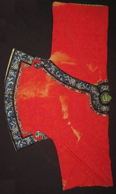 Lot 85 - A CHINESE SILK LADY'S WEDDING ROBE AND SKIRT