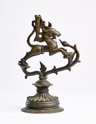 Lot 128 - A BRONZE OFFERING TRAY STAND IN THE FORM OF A MYTHICAL LION, ORISSA (ODISHA), CIRCA 18TH CENTURY