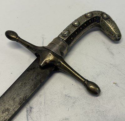 Lot 515 - AN ARAB SHAMSHIR, 19TH CENTURY
