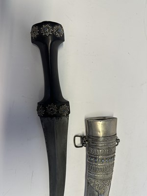 Lot 17 - AN OTTOMAN JAMBIYA, LATE 19TH CENTURY