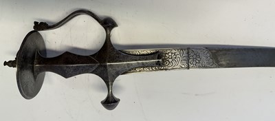 Lot 76 - AN INDIAN TULWAR, LATE 18TH/EARLY 19TH CENTURY