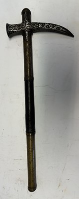 Lot 64 - AN EAST EUROPEAN WAR-HAMMER (OBUCH), 17TH CENTURY, HUNGARIAN, POLISH, OR BALKAN