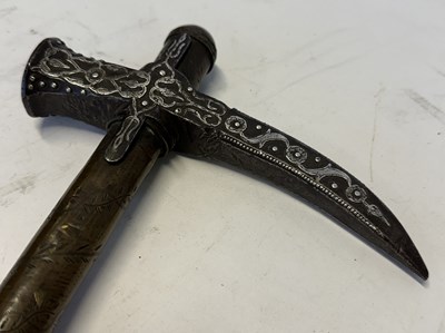 Lot 64 - AN EAST EUROPEAN WAR-HAMMER (OBUCH), 17TH CENTURY, HUNGARIAN, POLISH, OR BALKAN
