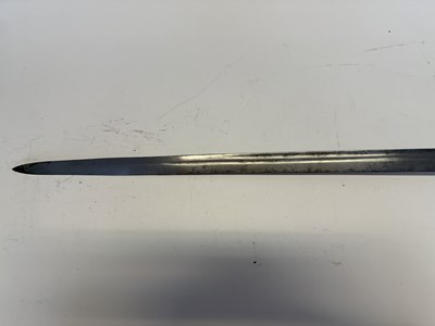 Lot 44 - A SCOTTISH BACKSWORD WITH BASKET GUARD OF GLASGOW TYPE, CIRCA 1720