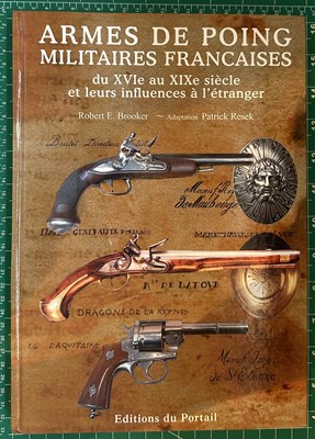 Lot 645 - REFERENCE BOOKS RELATING TO EUROPEAN MILITARY WEAPONS: 7 VOLUMES