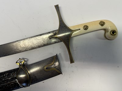 Lot 78 - AN INDIAN SHAMSHIR FOR A BRITISH OFFICER, EARLY 19TH CENTURY