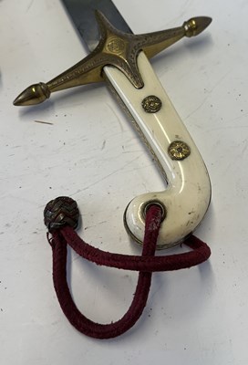 Lot 80 - A BRITISH OFFICER’S MAMELUKE-HILTED SABRE IN THE OTTOMAN FASHION, EARLY 19TH CENTURY
