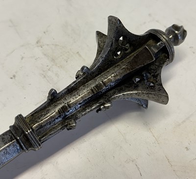 Lot 65 - A RARE GERMAN GOTHIC STEEL MACE, LATE 15TH CENTURY