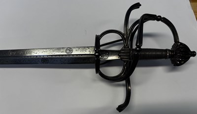 Lot 39 - A FINE SAXON SWEPT-HILT RAPIER, CIRCA 1570