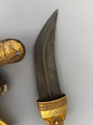 Lot 529 - A GROUP OF VARIOUS DAGGERS, 19TH CENTURY AND LATER