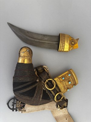 Lot 529 - A GROUP OF VARIOUS DAGGERS, 19TH CENTURY AND LATER