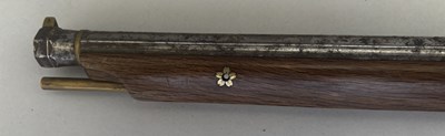 Lot 502 - AN UNUSUAL JAPANESE MATCHLOCK PISTOL CARBINE OF SMALL BORE