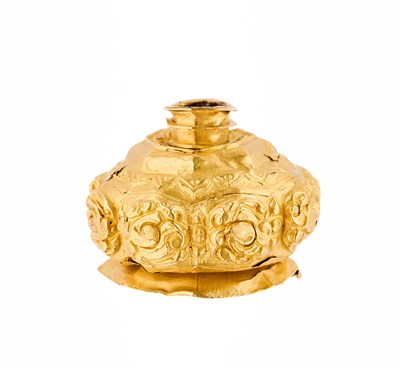 Lot 33 - A GOLD HAIR ORNAMENT (?), JAVA, INDONESIA, 12TH-14TH CENTURY