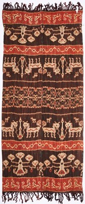 Lot 207 - A DAYAK WARP IKAT CLOTH, BORNEO, EARLY 20TH CENTURY