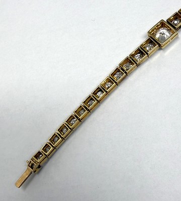 Lot 384 - EDWARDIAN DIAMOND LINE BRACELET, 1900s