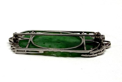 Lot 330 - ART DECO JADEITE AND DIAMOND BROOCH, CIRCA 1925