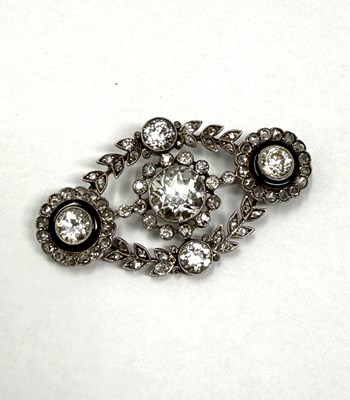 Lot 393 - BELLE EPOQUE DIAMOND BROOCH, CIRCA 1910